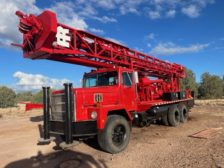 INGERSOLL-RAND TH75 DRILL RIG 900/350 AIR